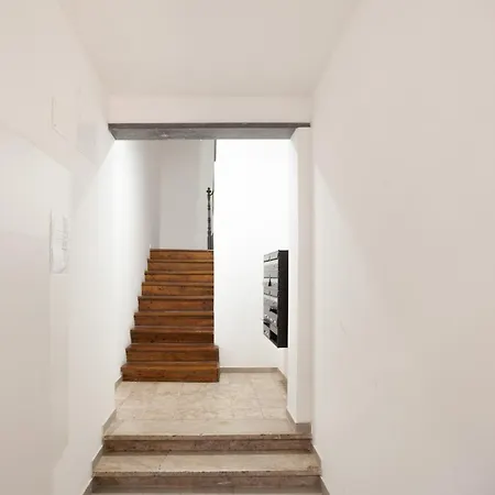 Apartment Flh Estefania Elegant Urban Retreat